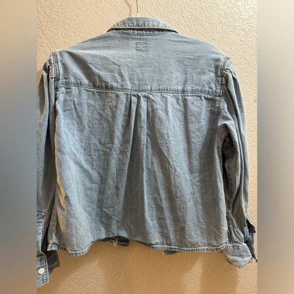 Levi’s Western Denim Button Up Shirt - Picture 2 of 6